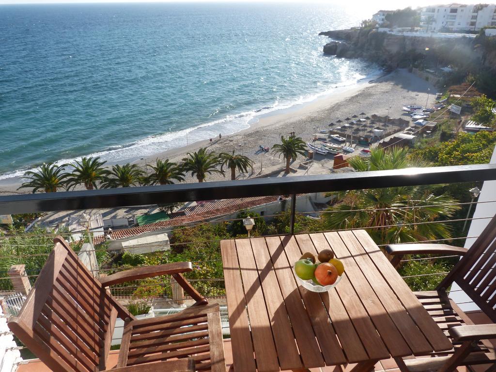 El Salon, Nerja Bluewater Villas Exterior photo